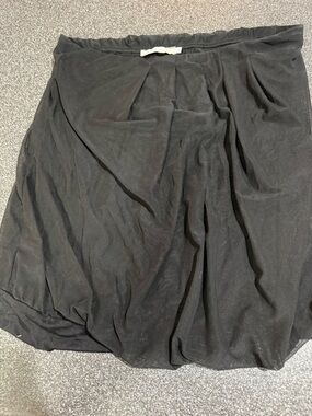 Black Women's Bubble Hem tube top